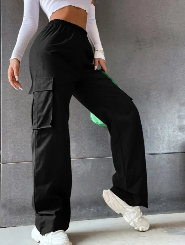Women's High-Waist Cargo Pants | Straight-Leg Relaxed Fit