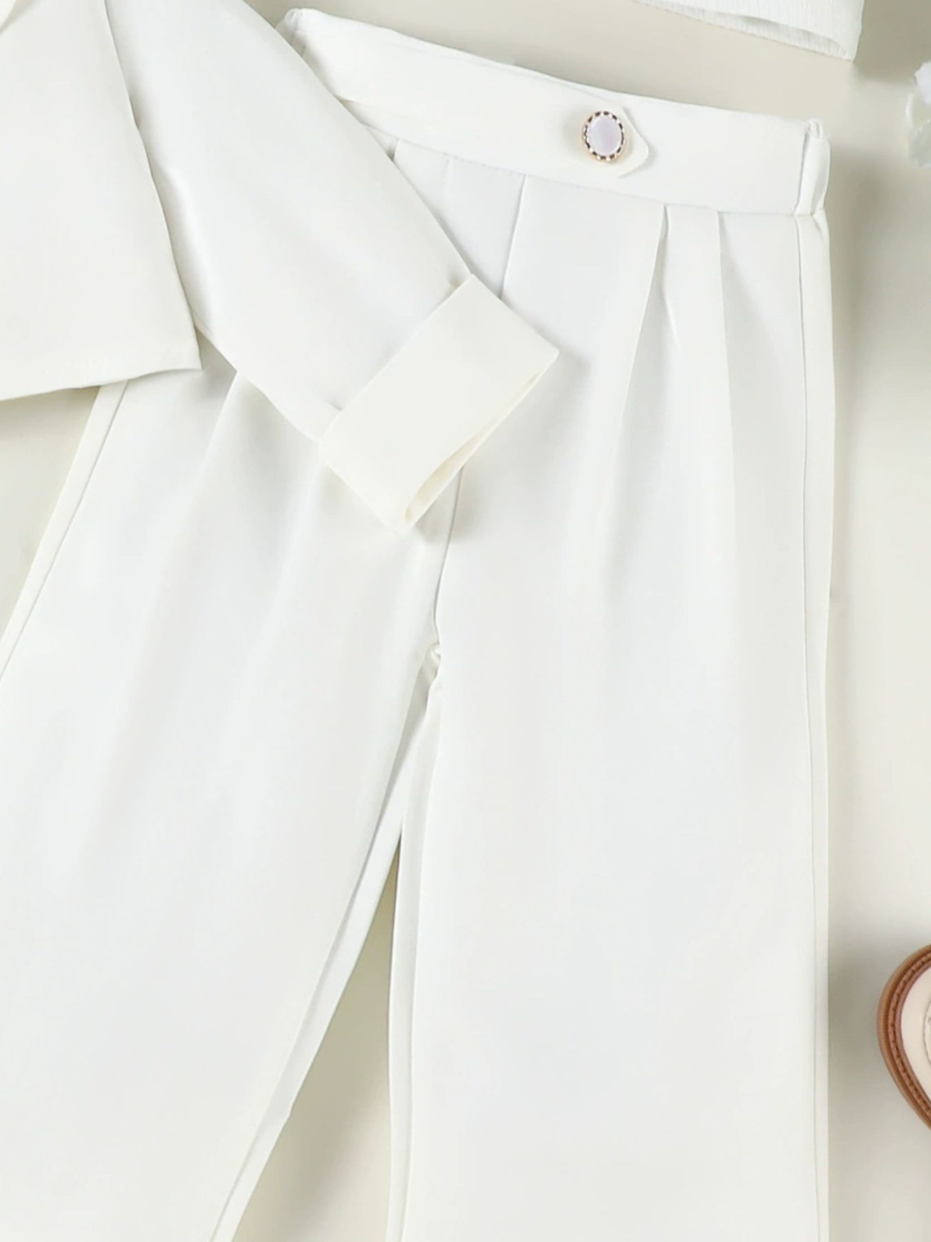 c2a6c56f-f6af-46f5-b289-d75cd9cf2bf0-Max